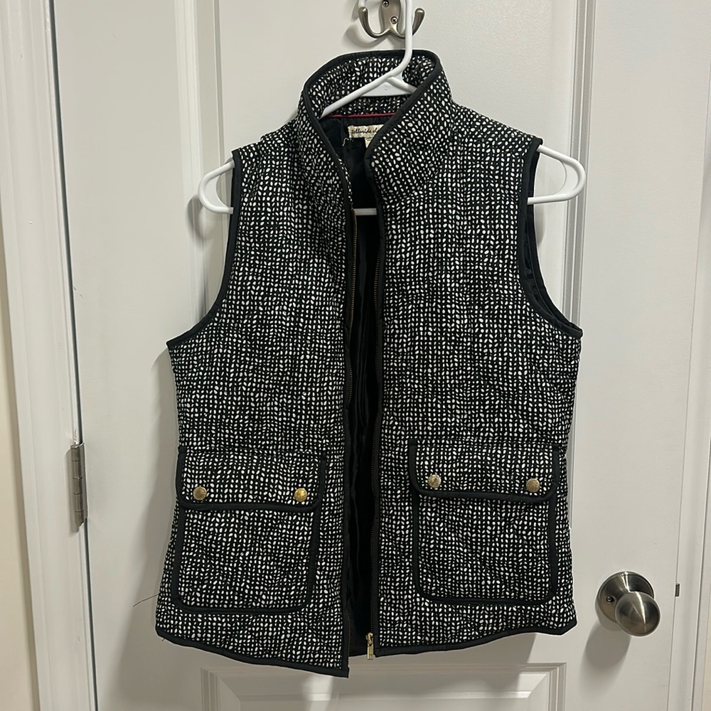 Navy Puffer Vest